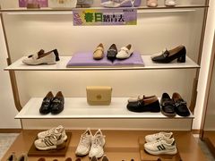 -BeLLE 百丽(凯德闵行商业中心店)
