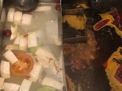 -百年川椒重庆老火锅(光谷店)