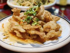 -老码头黑皮肘子锅包肉熏酱水饺(文政街店)