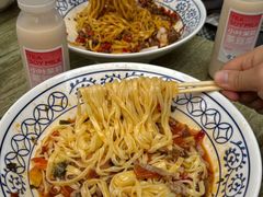-李与白包子铺(桐梓林店)
