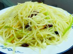 酸辣土豆丝-兴国苑酒店