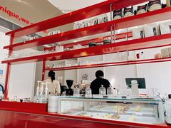 -UNI UNI(环亚凯瑟琳店)