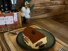 -Common Table · Brunch & Coffee
