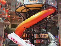 -嗨翻Hi-Fun竞技主题乐园·蹦床亲子生日轰趴(国光1937店)