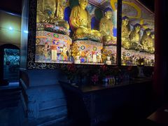 -峨眉山报国寺