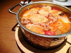 酸汤白贝煮肥牛-小炳胜(卓悦中心店)