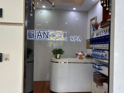 -艾米莉 烫染沙龙