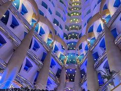 -迪拜帆船酒店海底餐厅