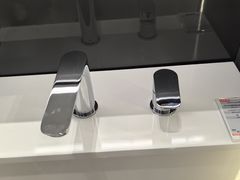 -红星美凯龙(浦江店)