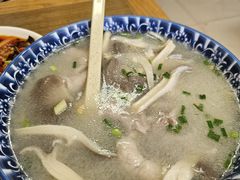 平菇肉片汤-重庆豆花饭