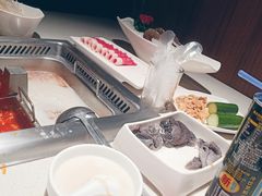 -海底捞火锅鲜切牛肉主题店(长寿路店)