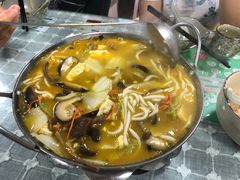 -天天向上素食餐厅(五台山店)