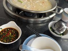 -老来福·非遗酸汤兔(凯旋路店)