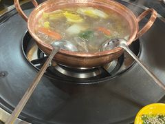 -银同牦牛肉火锅