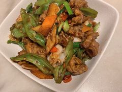 嘉丰小炒肉-嘉丰湘菜馆(芳群园店)