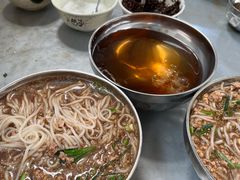 -正宗杨记普洱酸醋米线(总店)