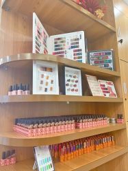 -悦颜美佳·美容·美甲美睫