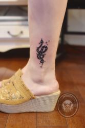 -越域刺青