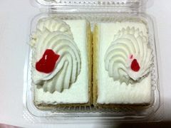 IMG_0479-红宝石·鲜奶小方·海派西点房(南丹店)