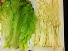 生菜金针菇-许府牛杂·鲜牛肉火锅(梁溪万达店)