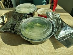 -霸蛮湖南菜·牛肉粉(荣京西街店)