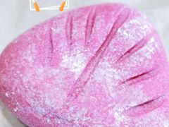 火龙果蓝莓芝士软欧包-瑞幸咖啡(广东外经贸大厦店)