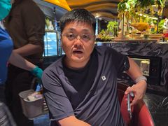 -雍容荟帝王蟹活龙虾展台自助(IFS黑金店)