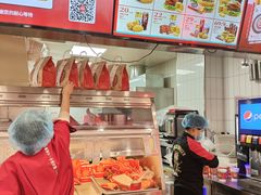 -塔斯汀中国汉堡(江夏地铁站店)