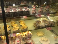 面包甜点陈列柜-味多美(江桥万达店)