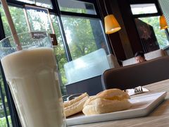 靠窗位-必胜客(玫瑰坊店)