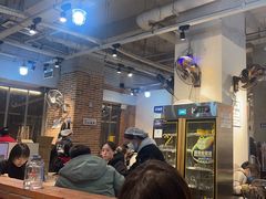 等位区-五里关火锅(牛市口店)