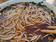 -龙树园麻辣米线