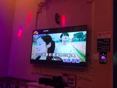 -莹乐迪量贩式KTV(祝桥店)
