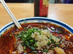-魏旺湖北正宗牛肉面(硚口公园店)