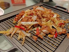 -辛香味烧鱼馆·非遗技艺·排骨红烧肉(光谷医药园店)