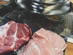 -肉甲韩国木炭烤肉(新壹街1店)