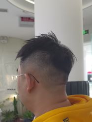 -慕名造型