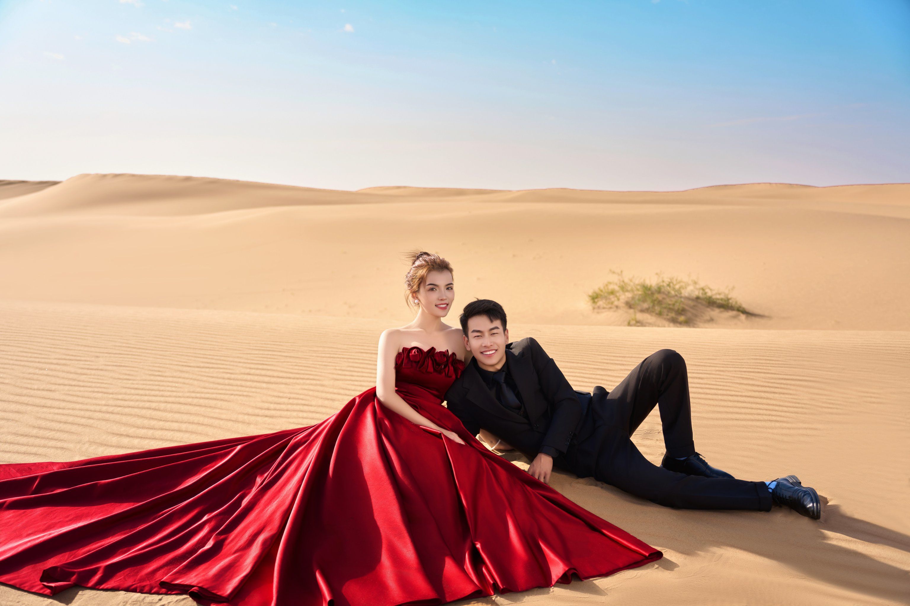 沙漠婚纱照