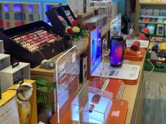 -爱畅享华为苹果手机维修服务(宝山天街店)