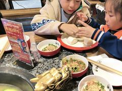 -蜀大侠火锅(香格里拉店)