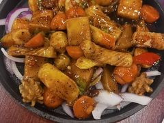 -鑫巴蜀小镇 · 水煮鱼专研店(玉桥店)