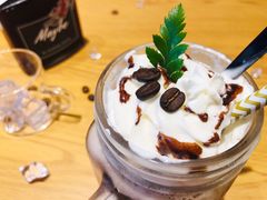 -ZING COFFEE 镜咖啡