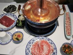 -一只羊·铜锅涮羊肉烧烤