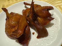 招牌烤乳鸽-石岐佬中山菜馆(张溪店)