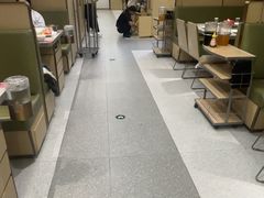 -海底捞火锅(赛格国际购物中心店)