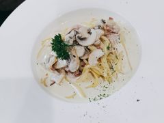 奶油腌肉蘑菇面-LUCCA卢卡西班牙海鲜饭(远洋广场店)