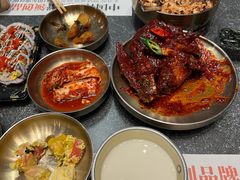 -草家酱蟹炭火烤肉店(珲春南路一店)