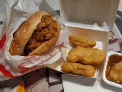 -麦当劳(洪山商场店)