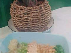-蛙两只美蛙鱼头火锅(恒茂店)