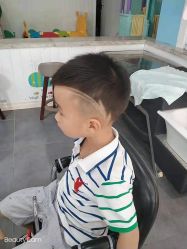 -萌宝专业儿童美发
